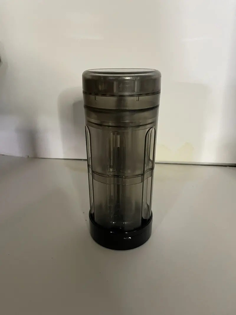 6-Cone Pre-Roll Filler With Integrated Grinder 1