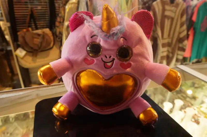 Adorable Fluffy Heart-Shaped Unicorn Decor 1