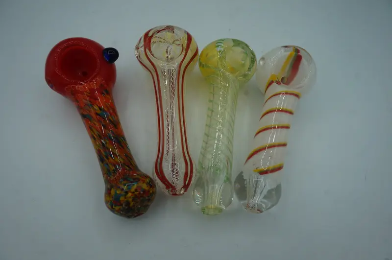 Assorted 4-Inch Handcrafted Glass Pipes | Ohiohippies 1