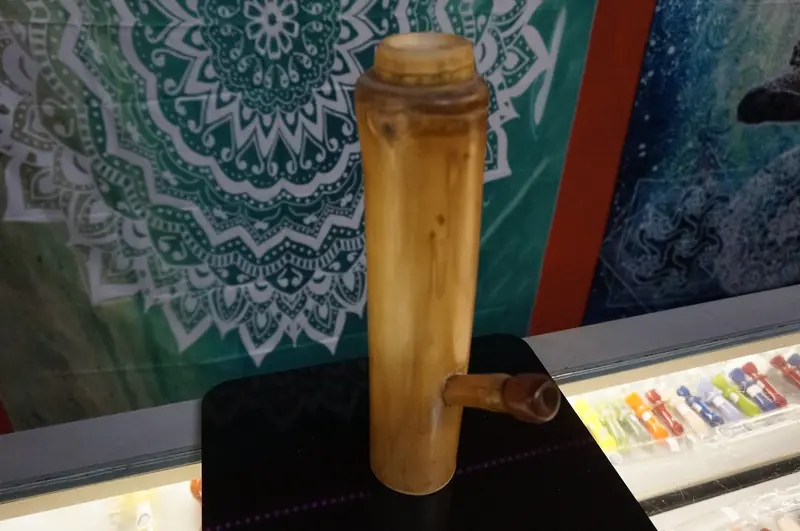 Bamboo Tobacco Pipe – Eco-Friendly Hand-Carved Smoking Pipe 1