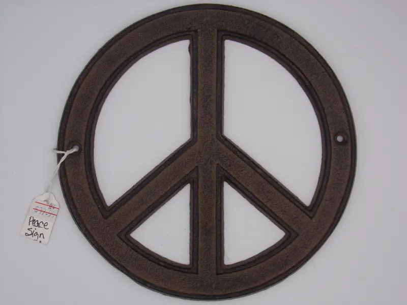 Cast Iron Peace Symbol – Heavy-Duty Wall Or Shelf Accent 1