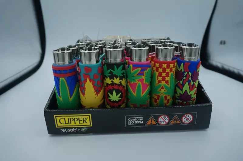 Clipper Lighter With Protective Sleeve 1