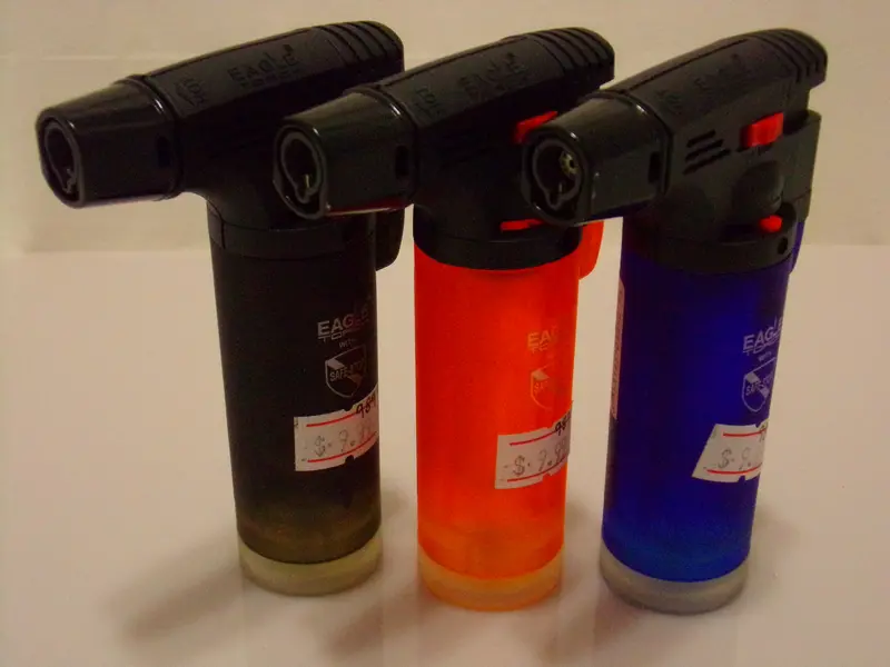 Compact Butane Pocket Torch For On-The-Go Use 1