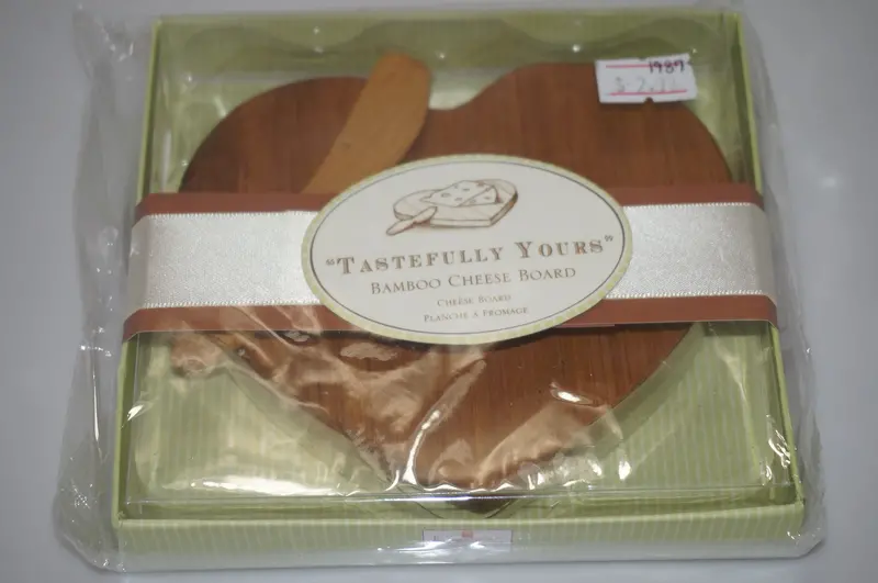 Eco Bamboo Cheese Board & Serving Tray | Natural Grain Cutting Surface 1