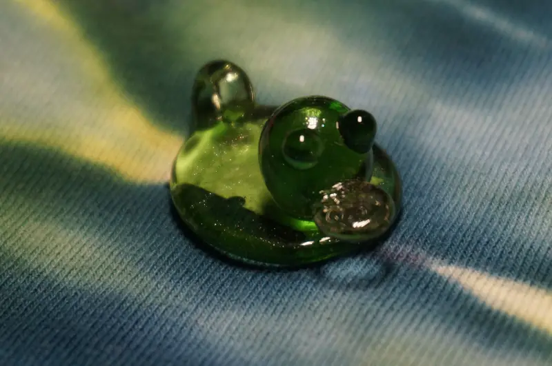 Envy Green Duck Art Glass Pendant 1