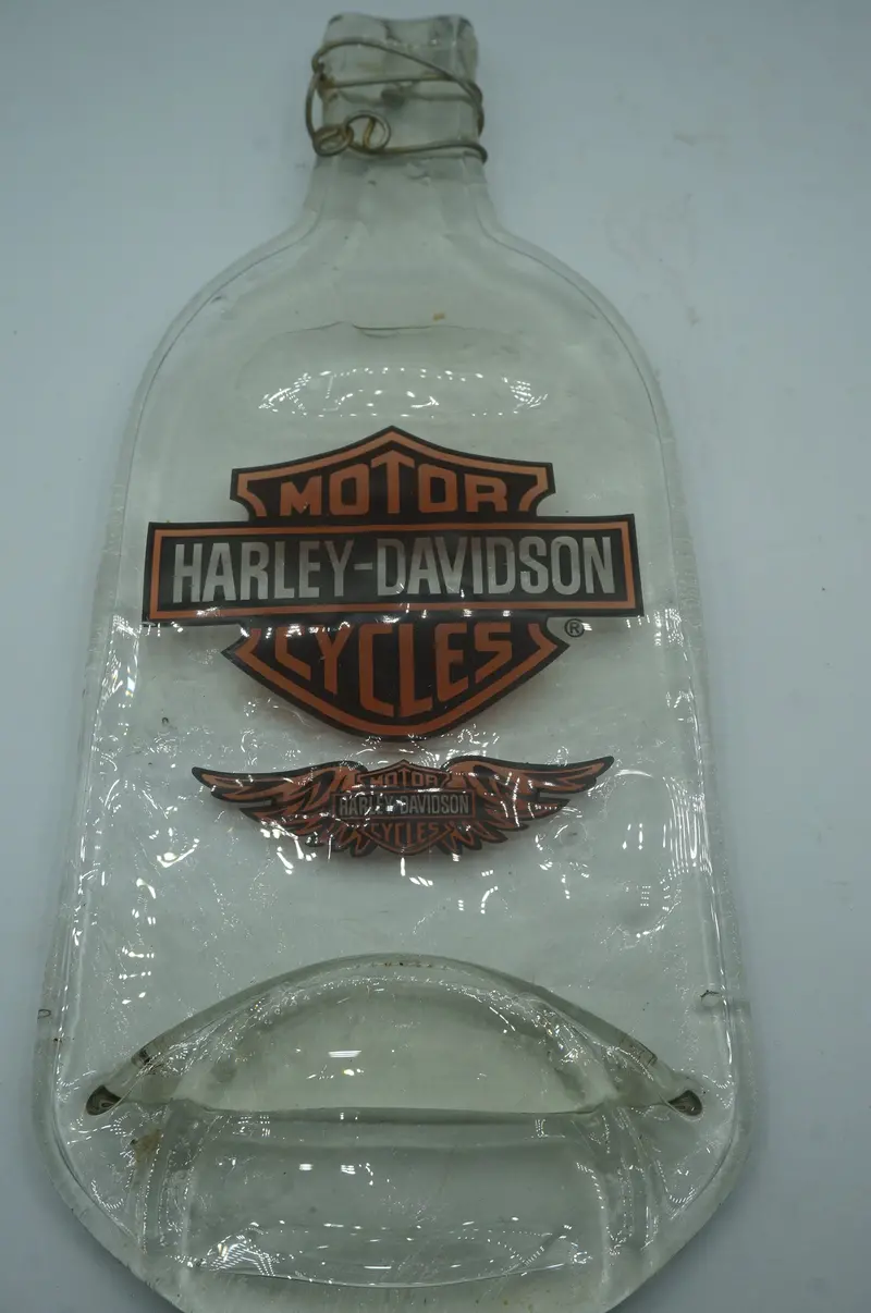 Harley-Davidson Glass Wall Art – Etched Metal-Frame Decor 1