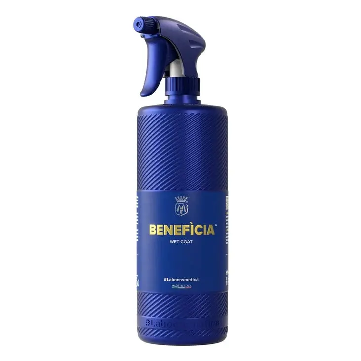 Labocosmetica Beneficia Wet-Coat Enhancing Finish Spray 1