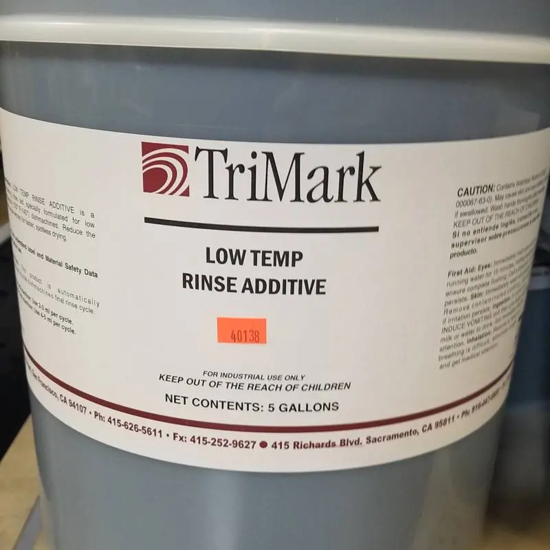 Low-Temperature Rinse Aid Concentrate – 5-Gallon Container 1