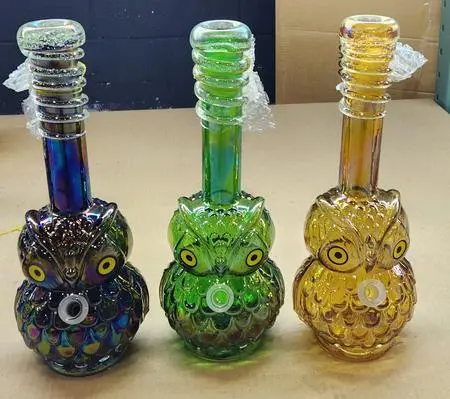 Owl-Shaped Glass Water Pipe – Artistic Functional Bong 1