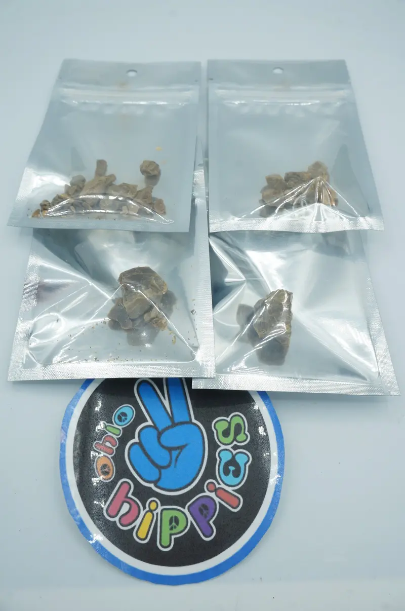 Premium Black Amber Resin Sample (1G) – Ohio Hippy Smoke Shop 1
