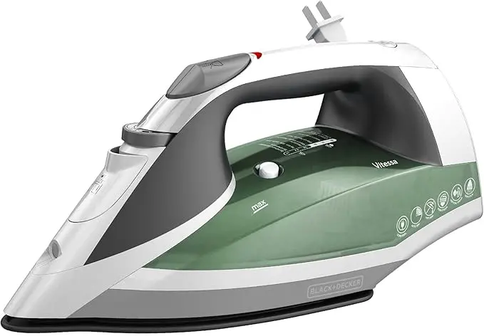 Textile-Specific Steam Iron – Standard Size, Green Design 1