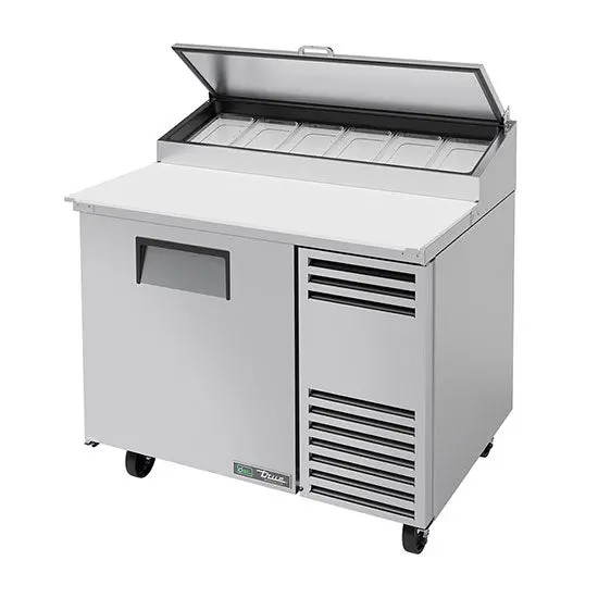 True Tpp-At-44-Hc Angled Pizza & Deli Prep Table — 44.5-Inch Wide, Single-Door Refrigerated Workstation 1