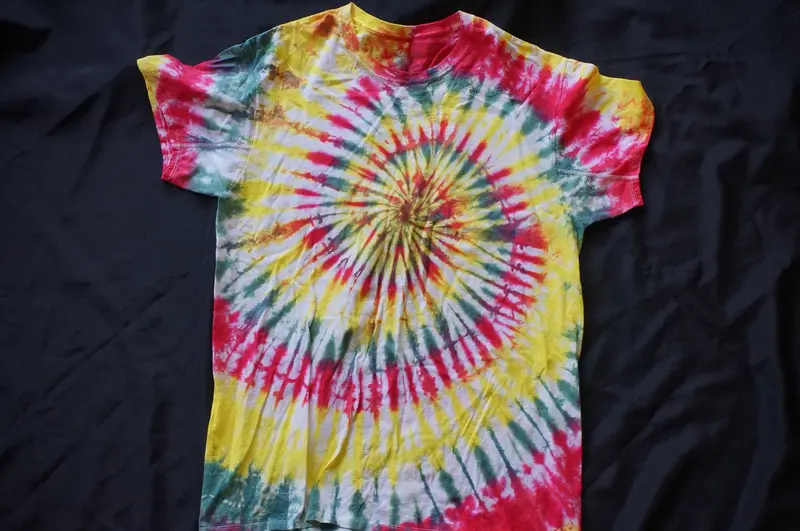 Unisex Tie-Dye T-Shirt – Vibrant Hand-Dyed Cotton Top 1
