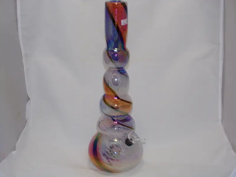Usa-Themed Water Pipe – Patriotic Design With Percolation 1