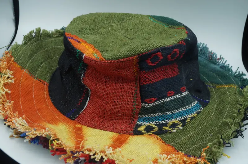 Van Gogh-Inspired Artist Hat – Handcrafted Design | Caliculturesmokeshop.Com 1