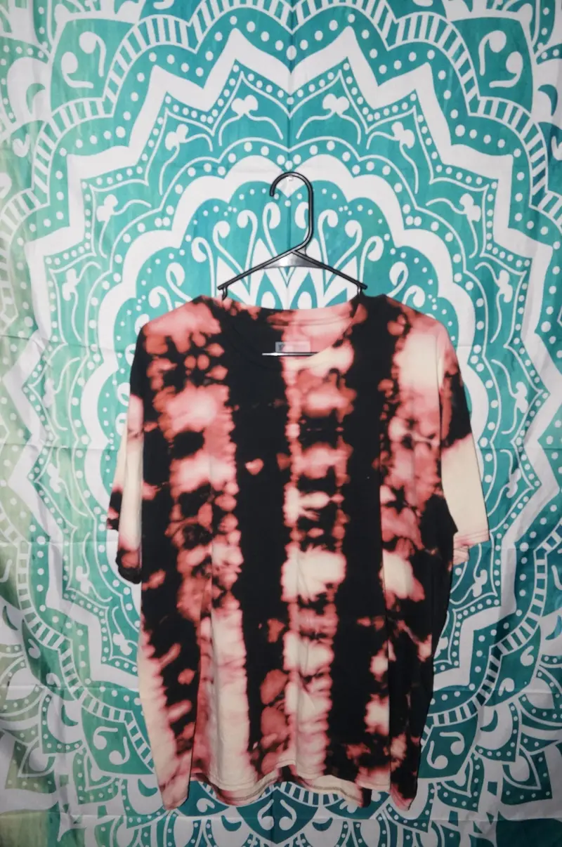 Vibrant Acid-Dyed T-Shirt – Xl 1