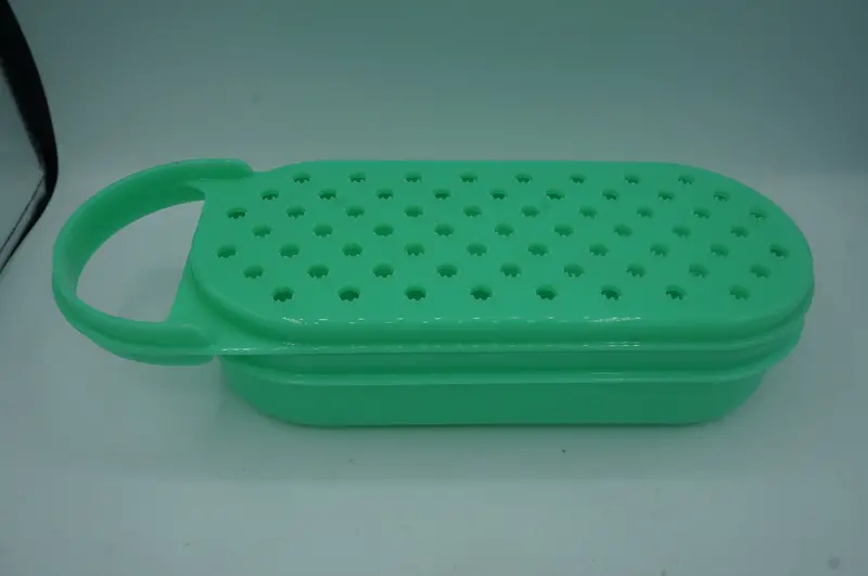 Vintage Tupperware Cheese Grater – Retro Food Prep Tool 1