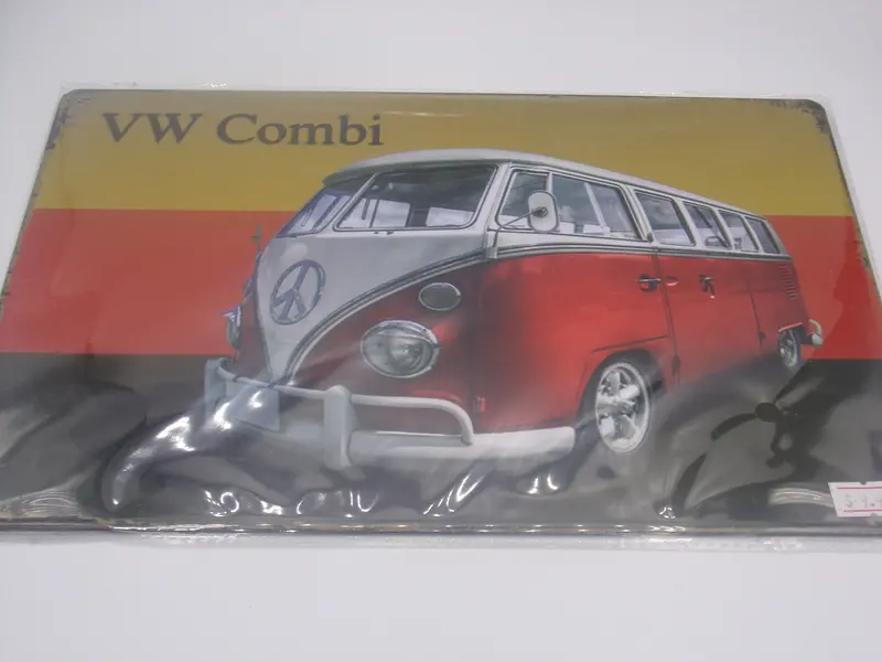Volkswagen Bus-Themed Metal Art – Vintage Car Collectible 1